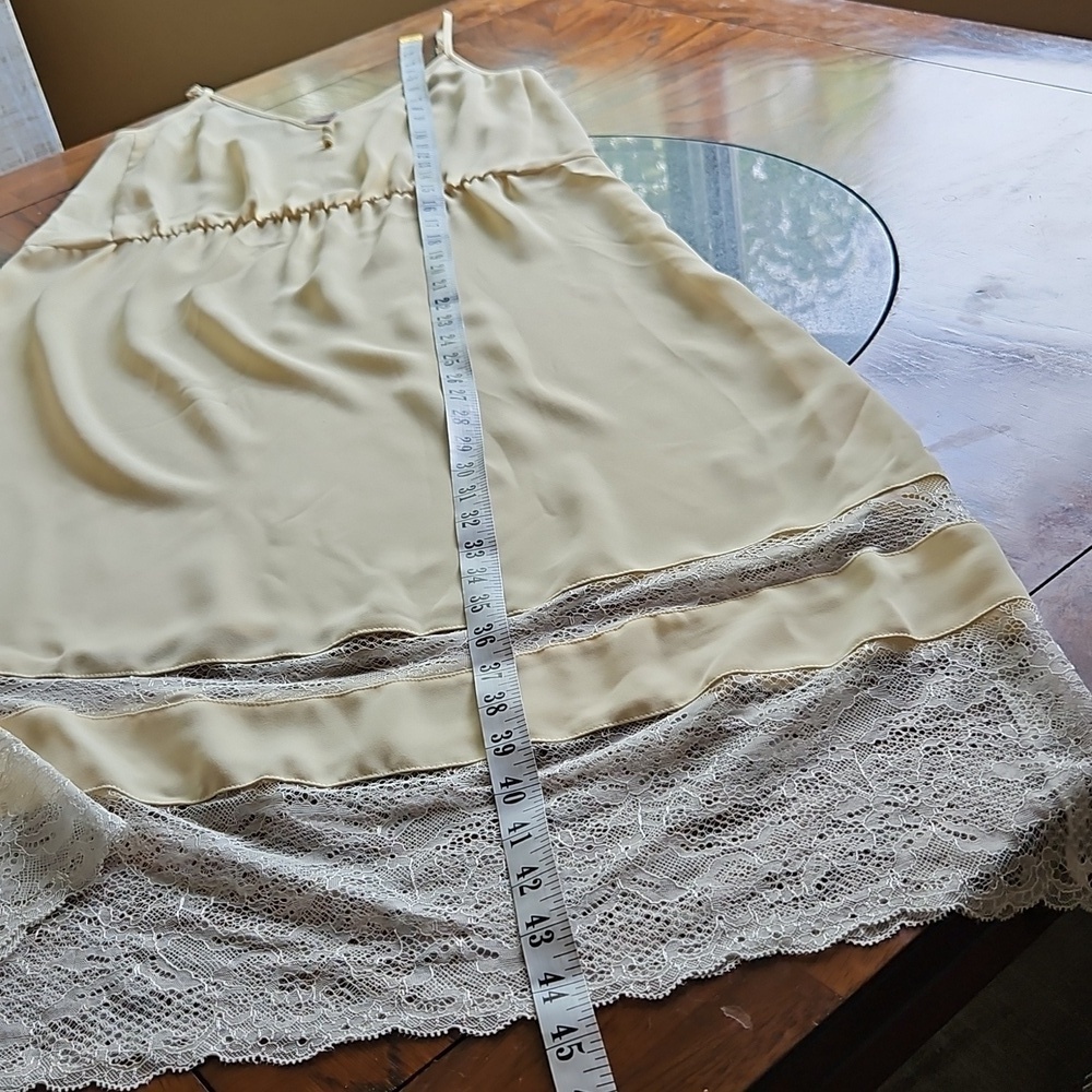Aritzia Little Moon Butter Yellow Lace Trim Aurora Midi Dress Size XS - Picture 16 of 16